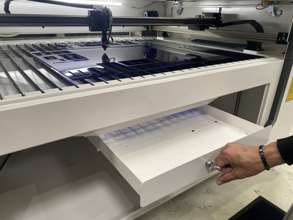 Laser de marquage / découpe CO2 ARROW LC100