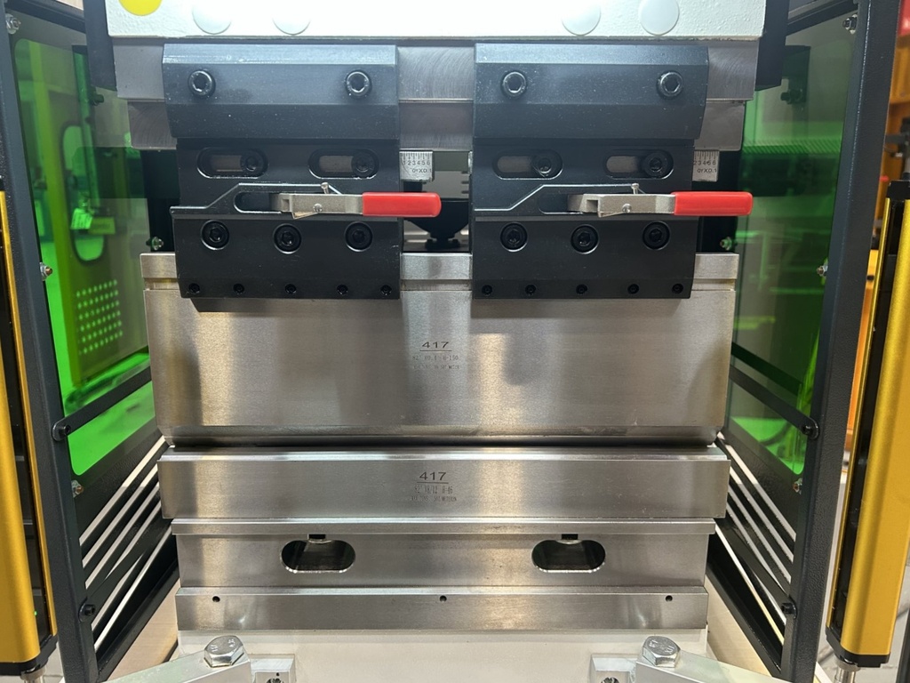 Presse plieuse CN ARROW PE 400x6T