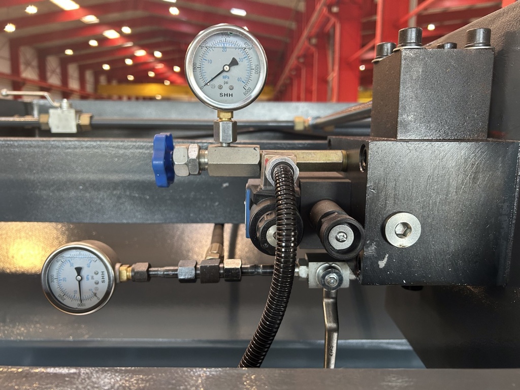 Cisaille hydraulique ARROW C2500x6