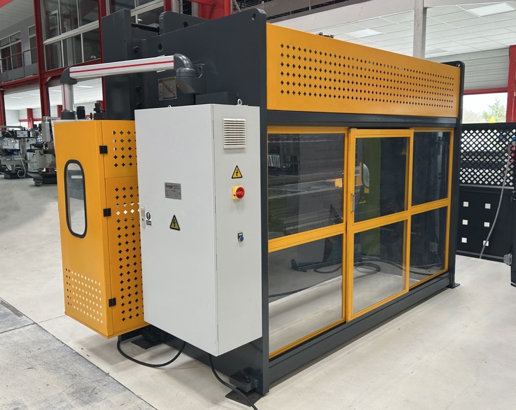 Plieuse conventionnelle ARROW P40300