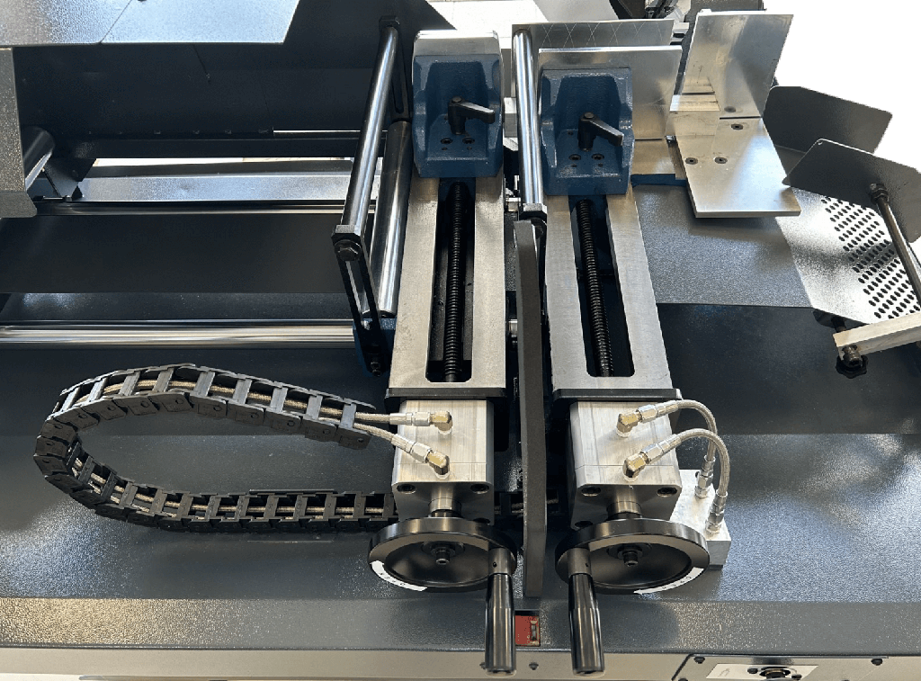 Scie à ruban ARROW S260A