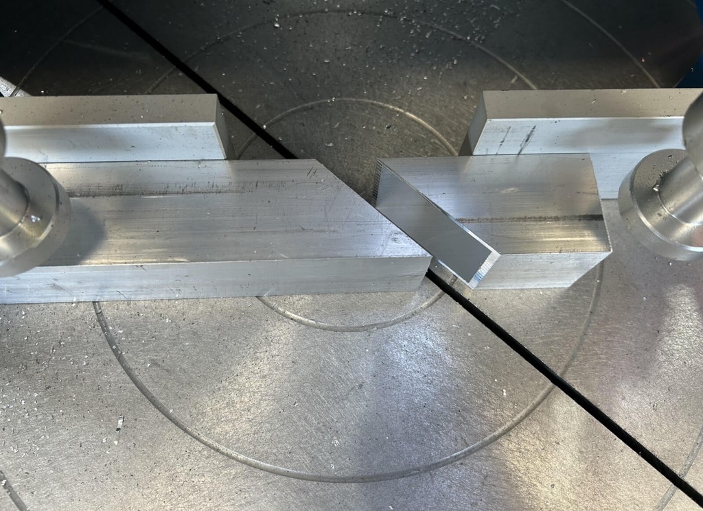 Tronçonneuse à fraise scie ARROW TA400