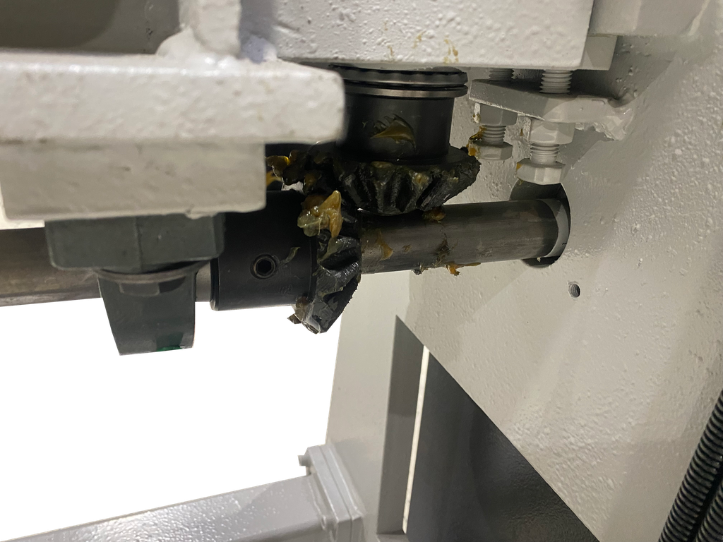 Plieuse à tablier motorisée ARROW PMO 2020 x 3