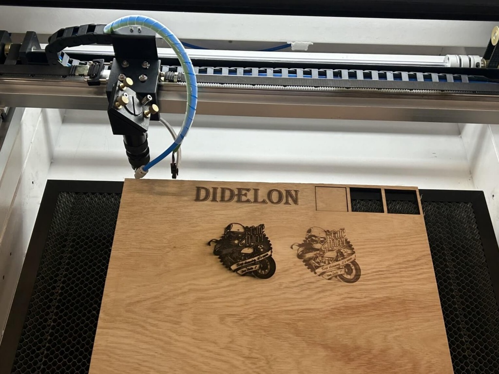 Laser de marquage / découpe CO2 ARROW LC60