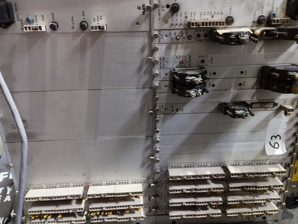 Rack de cartes NUM
